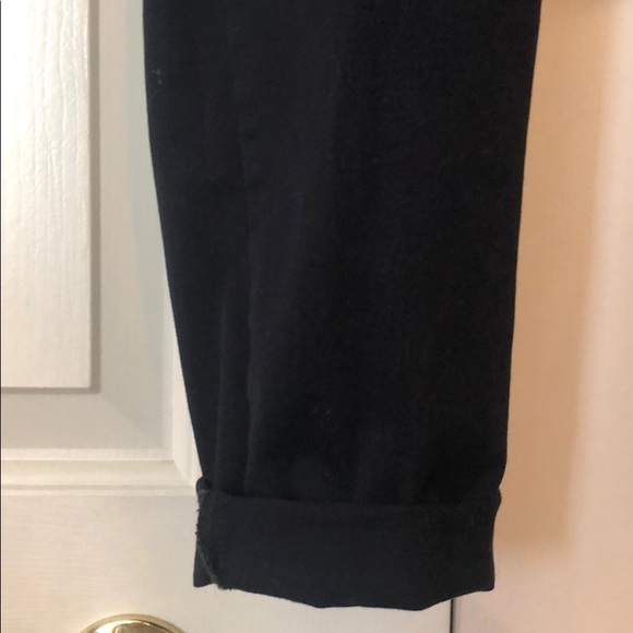 So Black Skinny Capri - Picture 3 of 4